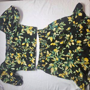 lily rose Womens two-piece lemon outfit, large cropped top, small skirt Vintage